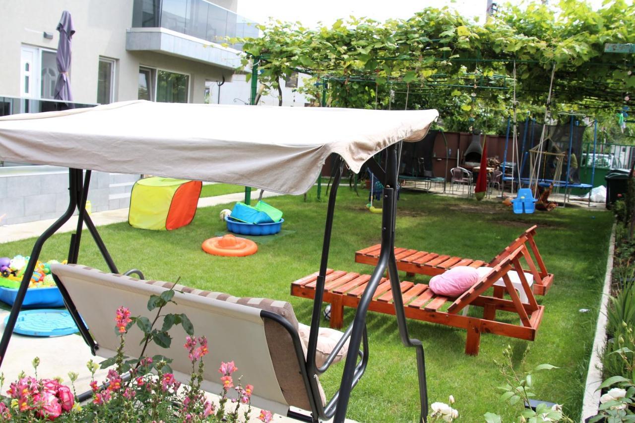 Pensiunea Caluda Hotel นาโวดาริ ภายนอก รูปภาพ